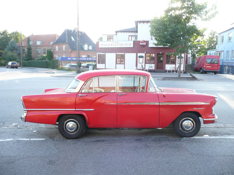 Illustration for article titled Vauxhall Victor, Ford Zodiac, Citroën DS